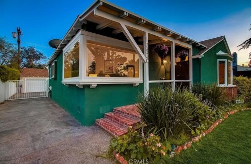 12420 Cumpston St, North Hollywood, CA 91607-1609