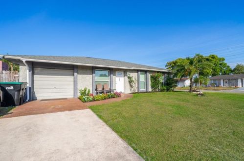 3806 Goose Ct, Orlando, FL 32822-7715