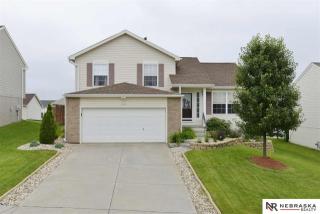 15718 Willow St, Omaha, NE 68136-3173