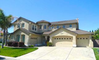 8447 Almanera Ln, Sacramento, CA 95828-6676