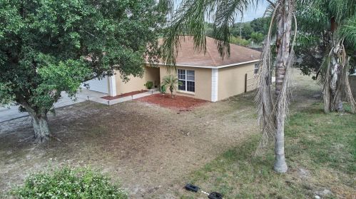 109 Weeping Willow Rd, Eagle Lake FL  33839-5124 exterior