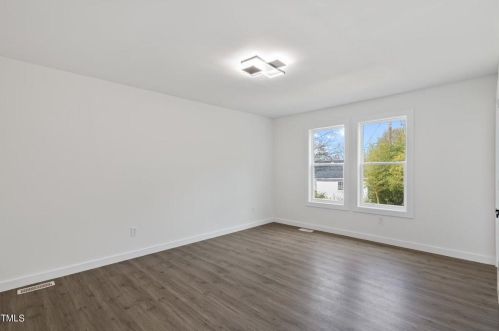 1412 Ashe St, Burlington NC  27217-2810 exterior