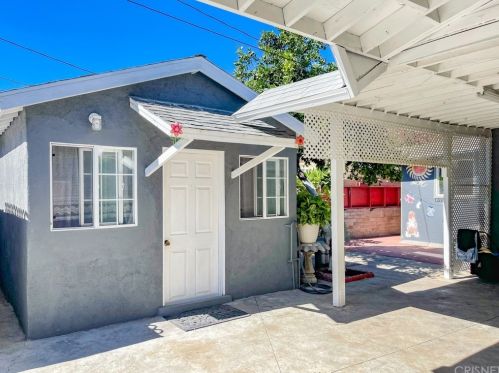 6438 Camellia Ave, North Hollywood CA  91606-2611 exterior