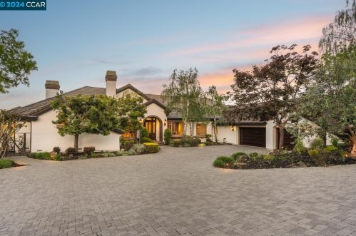 2219 Las Trampas Rd, Alamo, CA 94507-1865