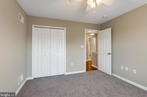 60 Silver Birch Dr, Lancaster PA  17602-7014 exterior