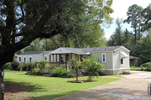 5345 Hutto Ln, Jay, FL 32565-1015