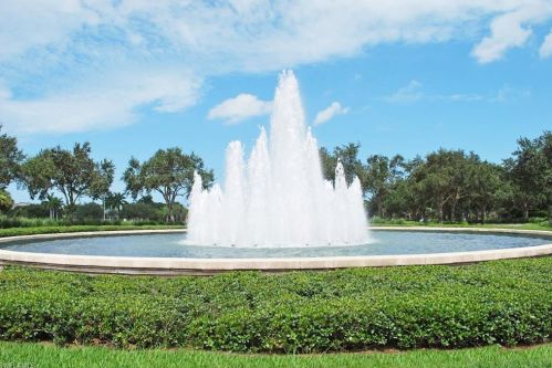 2265 Arielle Dr, Naples FL  34109-0339 exterior