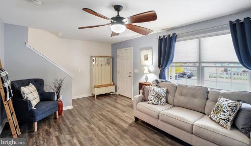 110 Front St, Frederica, DE 19946-2083