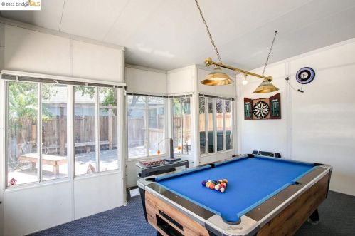 2309 Windsor Ln, Oakley CA  94561-3317 exterior