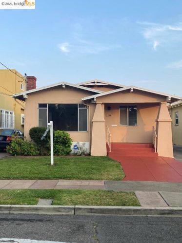 2544 67th Ave, Oakland, CA 94605-2332