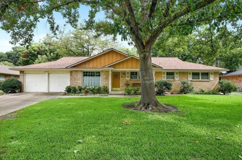 3628 Wosley Dr, Fort Worth, TX 76133-2137