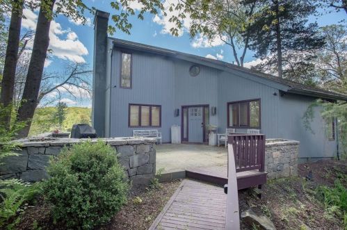229 Mountain Rd, Ridgefield, CT 06877-2915