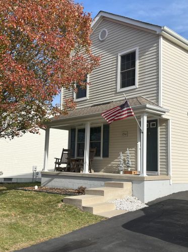1750 Creekview Dr, Marysville, OH 43040-8559