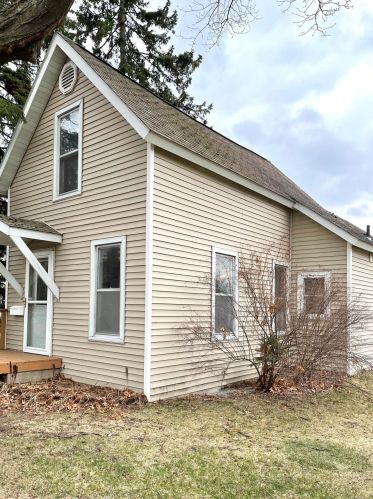1011 6th Ave, Brainerd MN  56401-2240 exterior