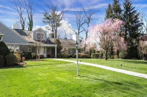 44 Tisdale Rd, Scarsdale, NY 10583-5629