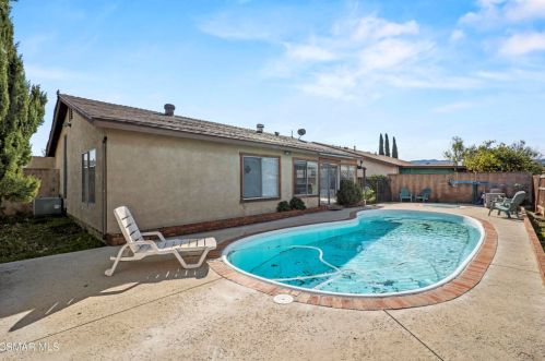 2091 Marter Ave, Simi Valley, CA 93065-2431