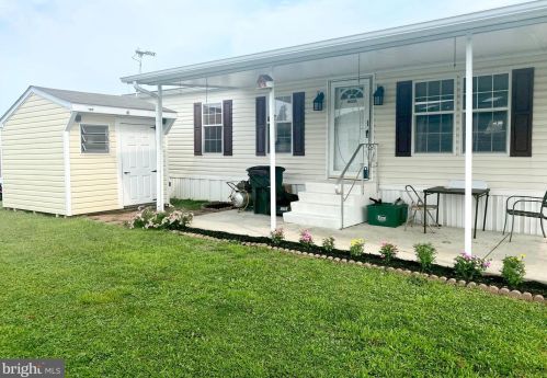 355 Carnation Dr, Smithville, PA 17560-9613