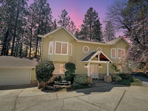 10891 Lower Circle Dr, Grass Valley CA  95949-6645 exterior