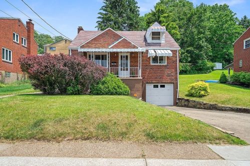 2207 Lucina Ave, Pittsburgh, PA 15210-4137
