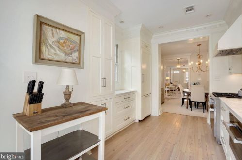 1218 28 St, Washington DC 20007-3355 exterior