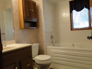 510 6th St, Chisholm MN  55719-1422 exterior