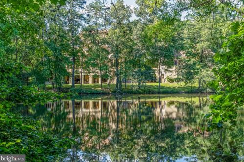 608 Kentland Dr, Great Falls VA  22066-1030 exterior