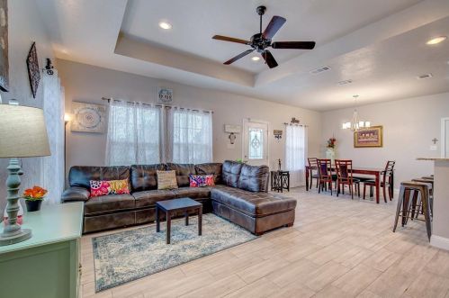 4904 Church St, Greenville, TX 75401-2822