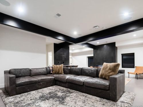 2500 Xavier St, Denver CO  80219-5616 exterior