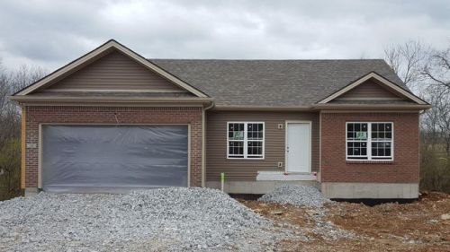 148 Paul Revere Dr, Georgetown, KY 40324-8061