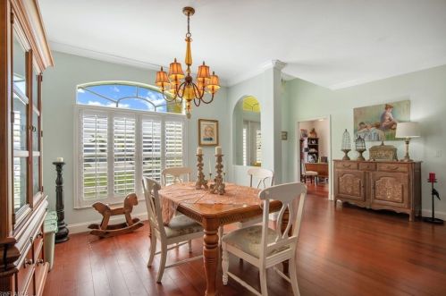 23379 Olde Meadowbrook Cir, Bonita Springs FL 34134-9115 exterior