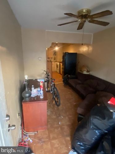 810 Kohn St, Norristown, PA 19401-3742