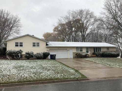 1359 Buffalo St, Green Bay, WI 54313-5709