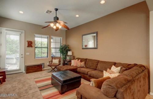 1434 Homestead Ct, Chandler AZ  85286-7002 exterior