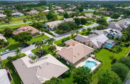 154 Thornton Dr, West Palm Beach, FL 33418-8087