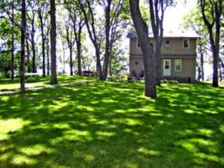 9933 Shore Dr, Spicer, MN 56288-9565