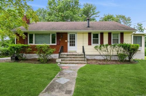 7 Hughes St, Congers, NY 10920-1815