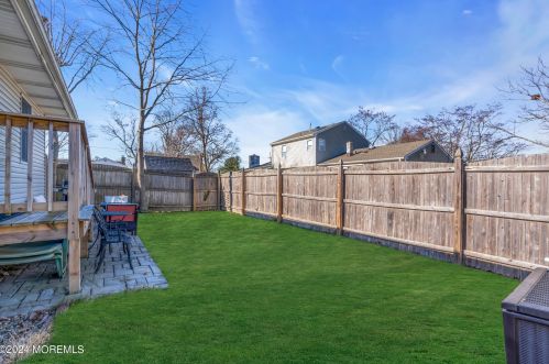 363 Kelly Ave, Bricktown NJ  08724-2230 exterior