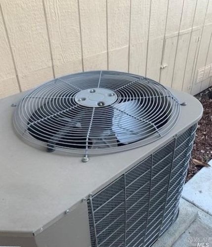 1114 Dale Ct, Santa Rosa CA  95401-4448 exterior