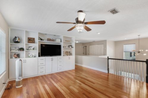 10421 Less Traveled Rd, Thonotosassa FL  33592-4017 exterior