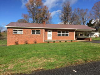 104 Phoenix Dr, Morganton, NC 28655-4845