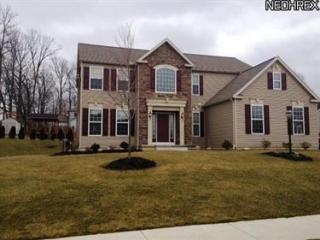 1051 Kings Cross Dr, Wadsworth, OH 44281-7742