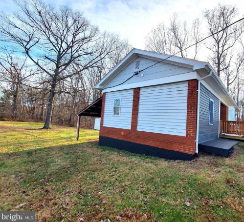 19290 Constitution Hwy, Madison Mills VA  22960-4301 exterior