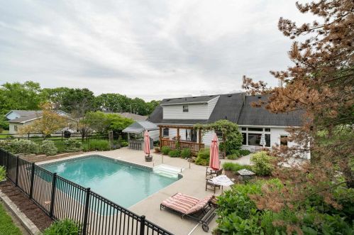 3949 Thomas Dr, Covington KY  41018-2916 exterior