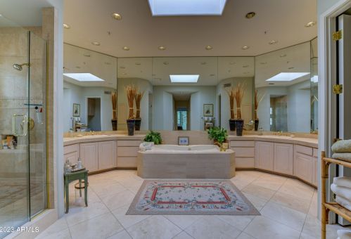 7482 High Pt Dr, Scottsdale AZ  85266-1413 exterior