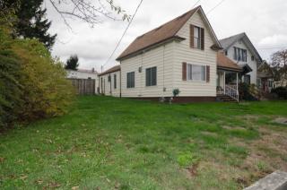 4236 Raymond St, Seattle, WA 98136-1626