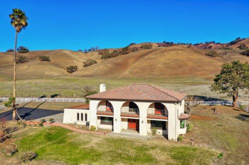 6960 Vista Del Sol, Gilroy CA  95020-9544 exterior