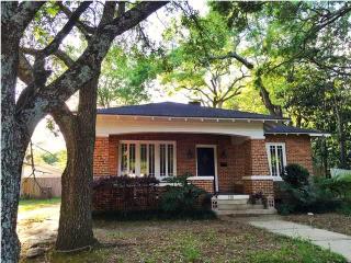116 Houston St, Mobile AL  36606-1418 exterior