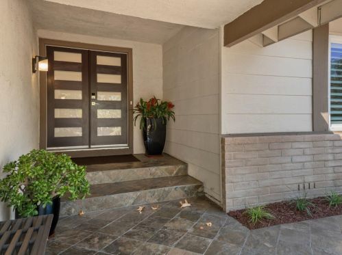 6987 Queenswood Way, San Jose, CA 95120-3344