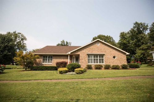500 Jennings St, Newburgh, IN 47630-1116