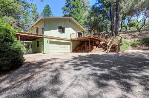 16822 Patricia Way, Grass Valley CA  95949-7228 exterior